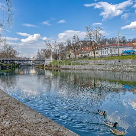 City Flow - Happy 아파트 *